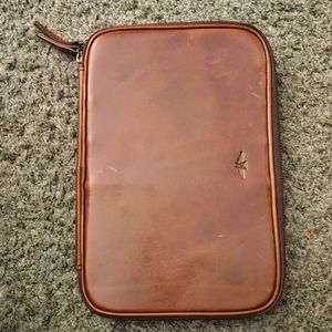 Satchel and Page Tech Organanizer